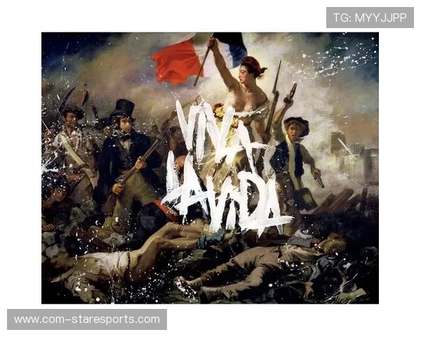 足球明星铁盒收藏品探秘 玩味经典与激情碰撞的完美融合